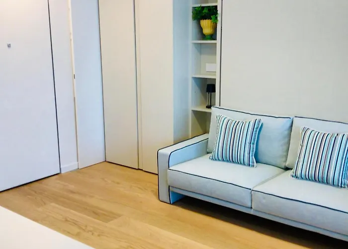 Seaview House Apartment *
